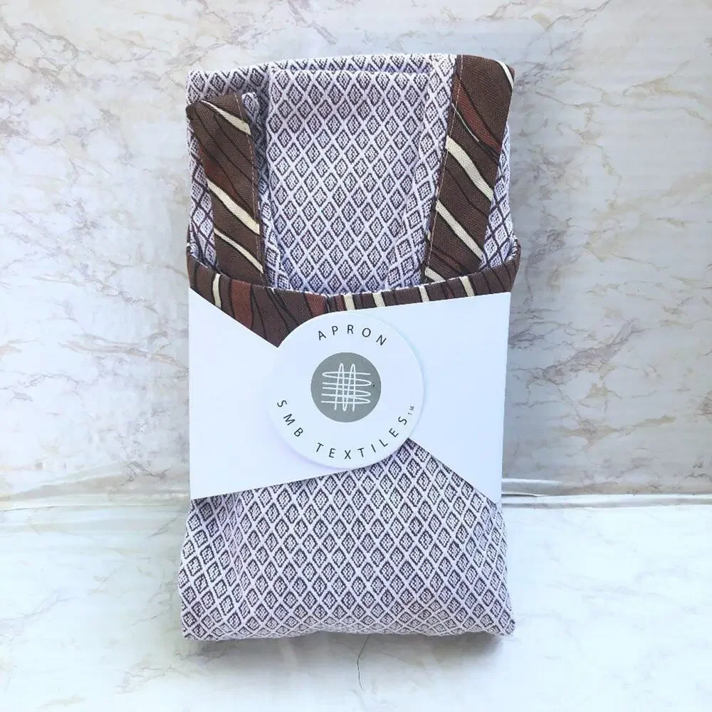 SMB Textiles 100% Cotton Textured Apron with Pockets Brown Leaf  NWT